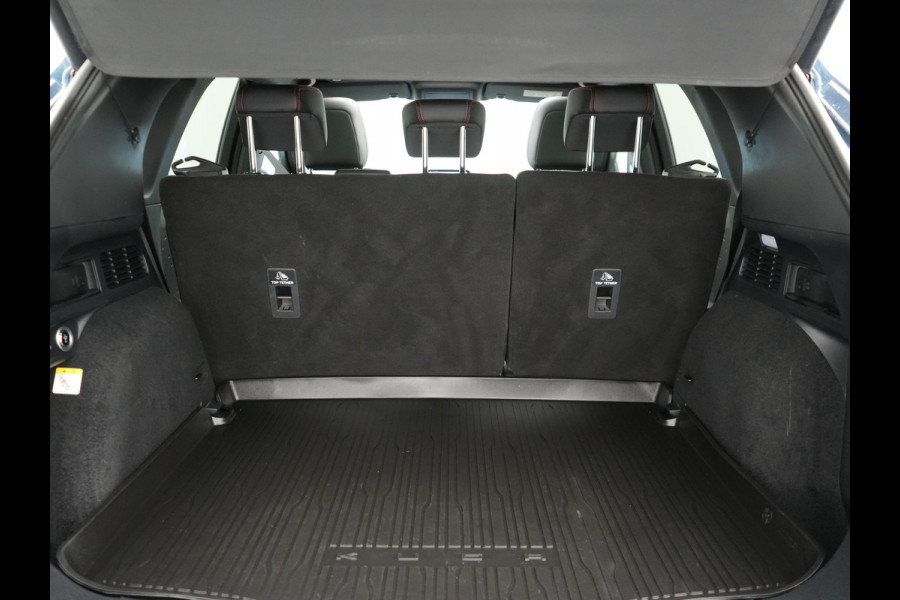 Ford Kuga 1.5 EcoBoost ST-Line X 150pk Dealer O.H | Trekhaak Af Fabriek | Panodak | Head Up | Adaptive Cruise | Bang & Olufsen Sound | Alcantara Sportstoelen Verwarmd | Camera | Stuur Verwarmd | Keyless | Navigatie | Blis | Virtual | DAB |