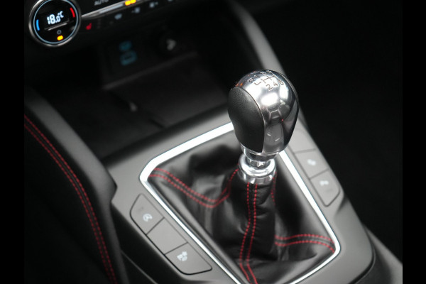 Ford Kuga 1.5 EcoBoost ST-Line X 150pk Dealer O.H | Trekhaak Af Fabriek | Panodak | Head Up | Adaptive Cruise | Bang & Olufsen Sound | Alcantara Sportstoelen Verwarmd | Camera | Stuur Verwarmd | Keyless | Navigatie | Blis | Virtual | DAB |