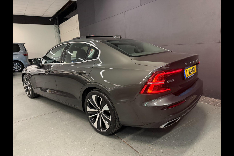 Volvo S60 2.0 T5 Intro Edition PANO/LEDER/NAVI/H-KARDON/H-UP/STOEL-M///