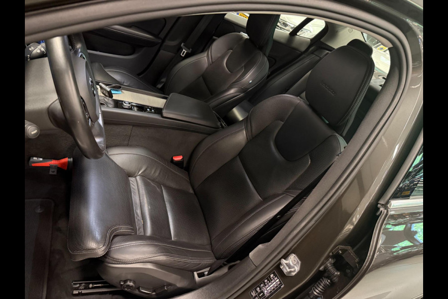 Volvo S60 2.0 T5 Intro Edition PANO/LEDER/NAVI/H-KARDON/H-UP/STOEL-M///