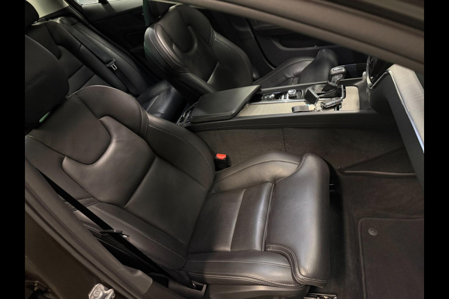 Volvo S60 2.0 T5 Intro Edition PANO/LEDER/NAVI/H-KARDON/H-UP/STOEL-M///