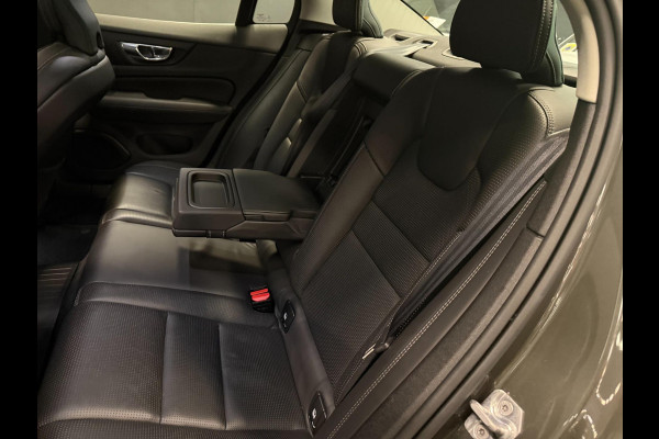 Volvo S60 2.0 T5 Intro Edition PANO/LEDER/NAVI/H-KARDON/H-UP/STOEL-M///