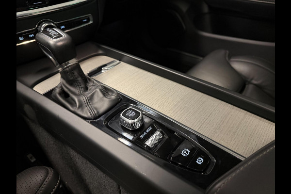 Volvo S60 2.0 T5 Intro Edition PANO/LEDER/NAVI/H-KARDON/H-UP/STOEL-M///