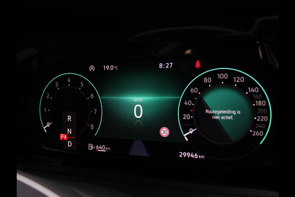 Volkswagen Golf 1.5 eTSI 150pk DSG Style Navigatie Apple Carplay/Android Auto Parkeersensoren Adaptive Cruise Control Blind Spot Assist Camera Stoel- en stuurverwarming Ledverlichting Virtual Cockpit Lane Assist Climatronic