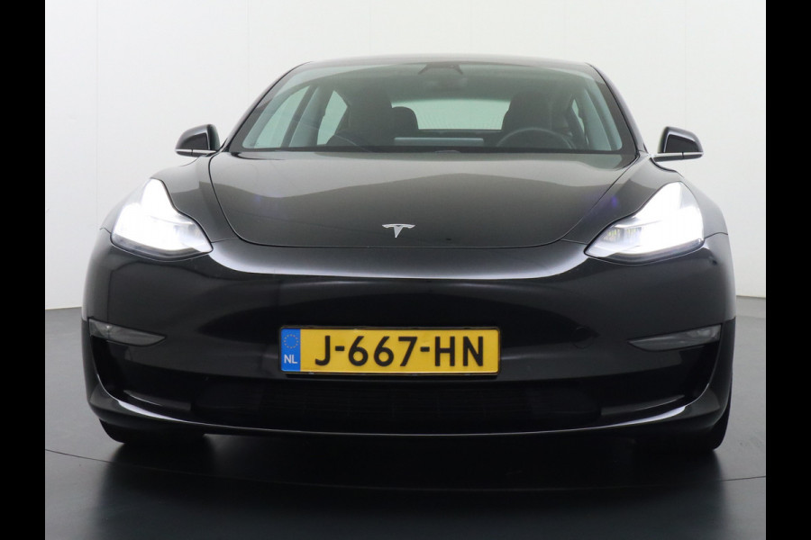 Tesla Model 3 Performance 513pk 20" AutoPilot Pano.dak  Adaptive Cruise Camera''s Leer PDC-A+Voor Wifi Ecc Pdc Dual Motor ! Elektr.-A-Klep+Stuur+Verst.Stoel+Geheugen, Easy Entry Stoel+Bank-Verwarmd Keyless carbon spoiler rode remklauwen Long Range accu WiFi Voorbereid. Internet (9,99pm) 75 kWh 4wd 1e Eigenaar Origineel Nederlandse Auto