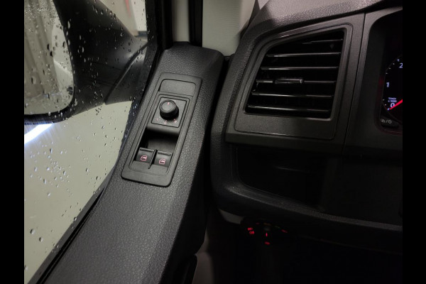Volkswagen Transporter 2.0TDI 150pk L2/H1 Automaat Euro 6!