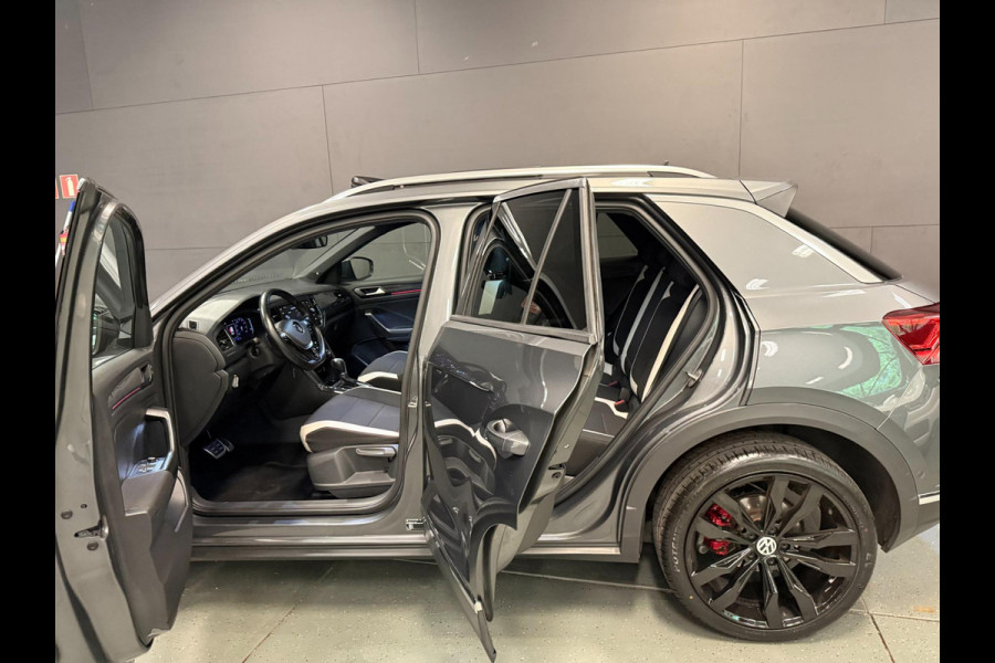 Volkswagen T-Roc 2.0 TSI 4Motion Sport PANO/V-COCKPIT/LED/DAB/CARPLAY/ECC/PDC/CRUISE///