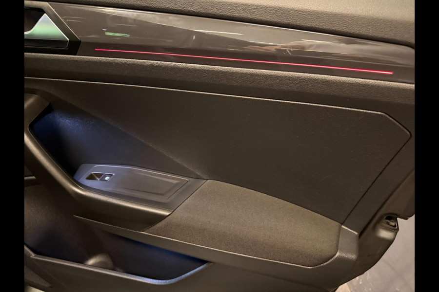Volkswagen T-Roc 2.0 TSI 4Motion Sport PANO/V-COCKPIT/LED/DAB/CARPLAY/ECC/PDC/CRUISE///