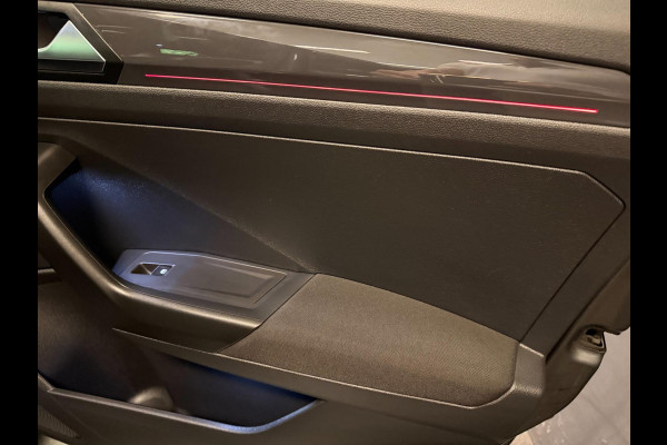 Volkswagen T-Roc 2.0 TSI 4Motion Sport PANO/V-COCKPIT/LED/DAB/CARPLAY/ECC/PDC/CRUISE///