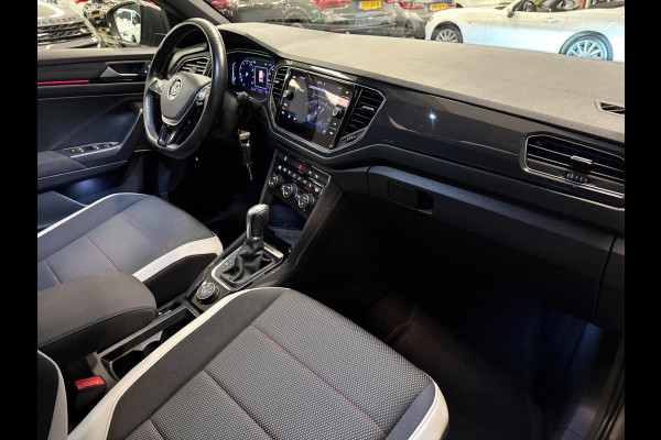 Volkswagen T-Roc 2.0 TSI 4Motion Sport PANO/V-COCKPIT/LED/DAB/CARPLAY/ECC/PDC/CRUISE///