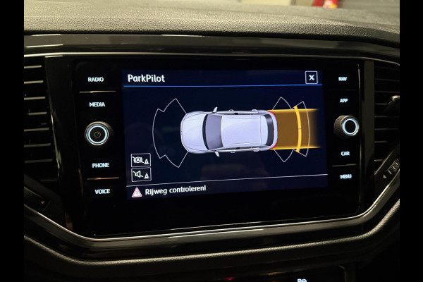 Volkswagen T-Roc 2.0 TSI 4Motion Sport PANO/V-COCKPIT/LED/DAB/CARPLAY/ECC/PDC/CRUISE///
