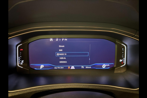 Volkswagen T-Roc 2.0 TSI 4Motion Sport PANO/V-COCKPIT/LED/DAB/CARPLAY/ECC/PDC/CRUISE///