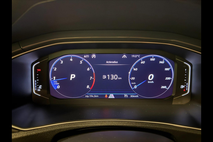 Volkswagen T-Roc 2.0 TSI 4Motion Sport PANO/V-COCKPIT/LED/DAB/CARPLAY/ECC/PDC/CRUISE///