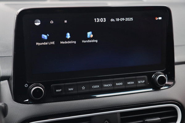 Hyundai Kona 1.6 GDI HEV / CAMERA / CARPLAY / STUUR+STOELVERW / DEALERONDERHOUDEN!