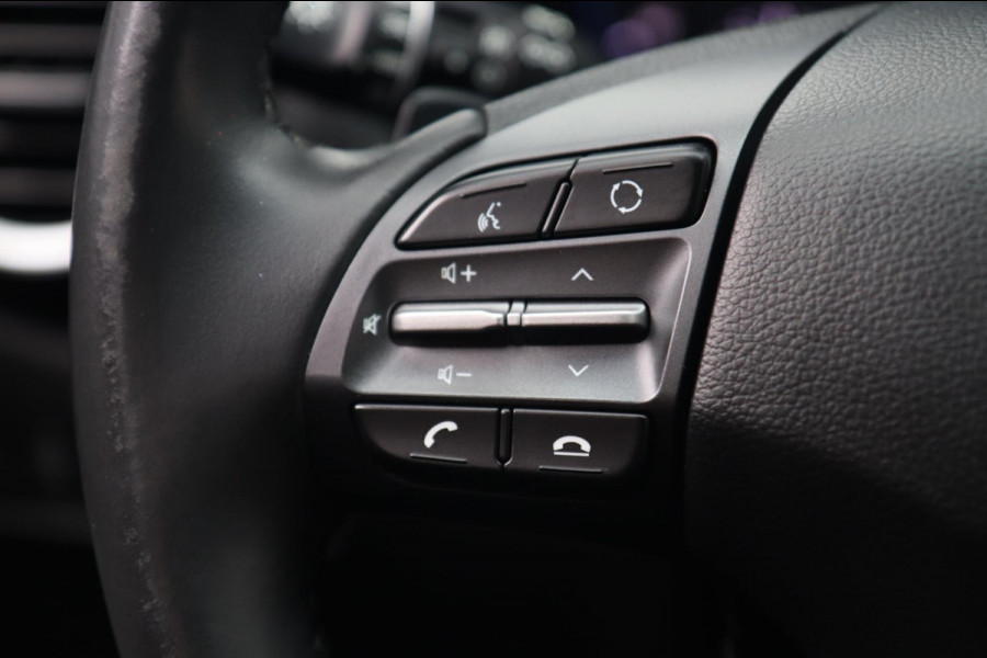 Hyundai Kona 1.6 GDI HEV / CAMERA / CARPLAY / STUUR+STOELVERW / DEALERONDERHOUDEN!