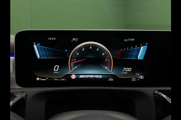 Mercedes-Benz A-Klasse AMG 35 4MATIC Memory | Pano | Sfeer | 360