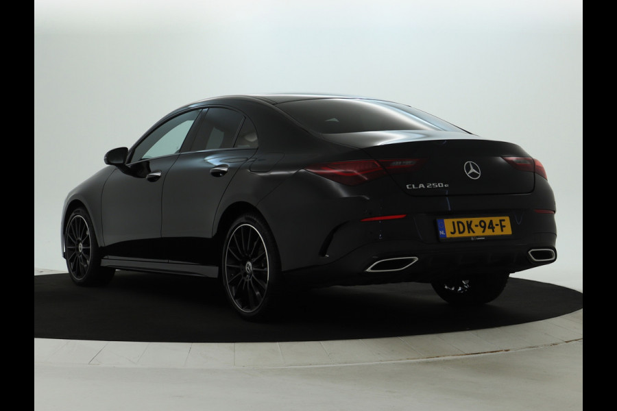 Mercedes-Benz CLA-Klasse 250 e AMG Line AMG Line | Night Pakket | 19 Inch AMG Velgen | Memory voorstoelen | Dodehoekassist | Sfeerverlichting. Inclusief 48 maanden MB Certified garantie voor Europa.