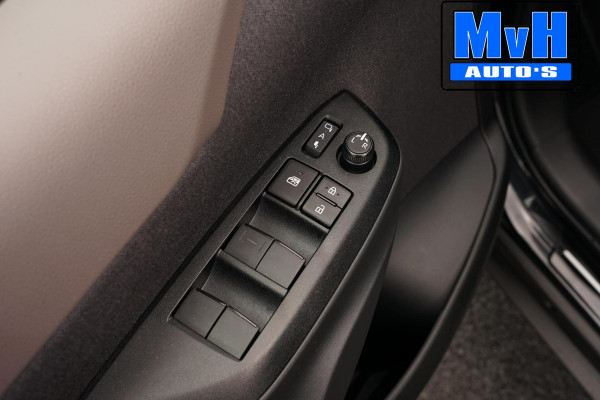 Toyota Yaris Cross 1.5 Hybrid 130 Executive|LUXE!|STUUR/STOELVERWARMING