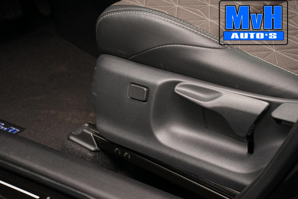 Toyota Yaris Cross 1.5 Hybrid 130 Executive|LUXE!|STUUR/STOELVERWARMING