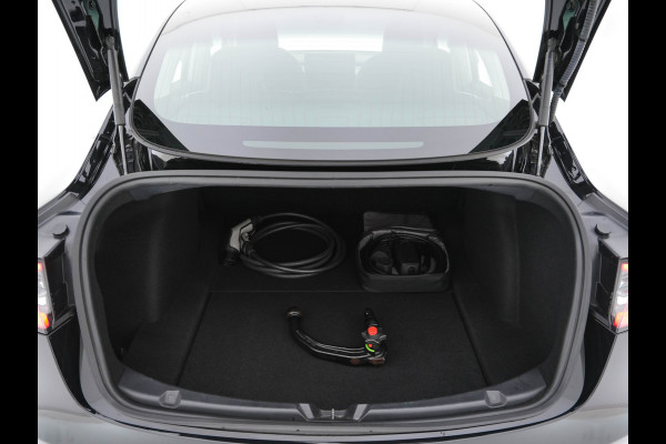 Tesla Model 3 Standard RWD Plus 60 kWh [ 3-Fase ] {SOH-84%} (INCL-BTW) Aut. *PANO | AUTO-PILOT | LUXURY-LEATHER | KEYLESS | FULL-LED | MEMORY-PACK | SURROUND-VIEW | DAB | CARPLAY | DIGI-COCKPIT | LANE-ASSIST | COMFORT-SEATS | 18"ALU*