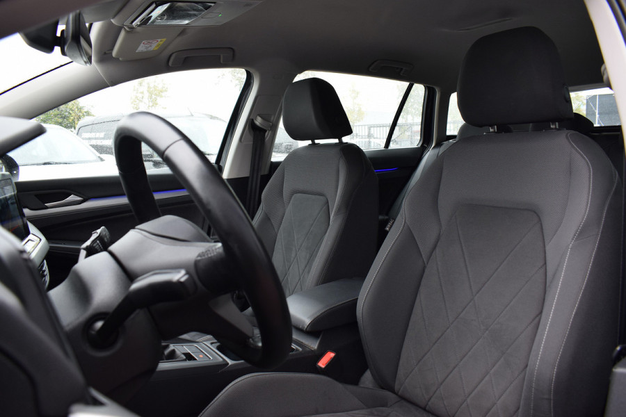Volkswagen GOLF Variant 1.0 TSI Life Business | Trekhaak Elektr. | Memory | Stuur- en Stoelverw. | Camera