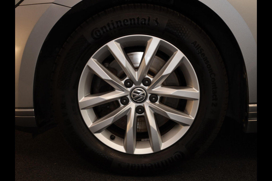 Volkswagen Passat Variant 1.4 TSI ACT Comfortline 150pk 6bak| Navi | LM-velgen| Parksensors | extra getint glas