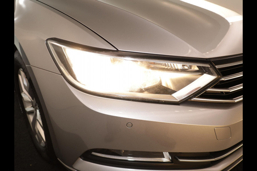 Volkswagen Passat Variant 1.4 TSI ACT Comfortline 150pk 6bak| Navi | LM-velgen| Parksensors | extra getint glas