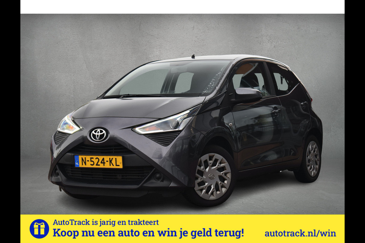 Toyota Aygo 1.0 VVT-i x-play | Apple CarPlay | Camera | Cruise | Airco