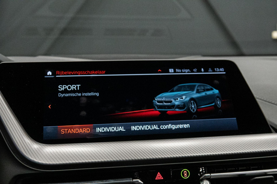 BMW 2 Serie Gran Coupé 218i *M-Sport / Panorama / HiFi-Speakersysteem / 19'' Lichtmetalen velgen / Sportstoelen*