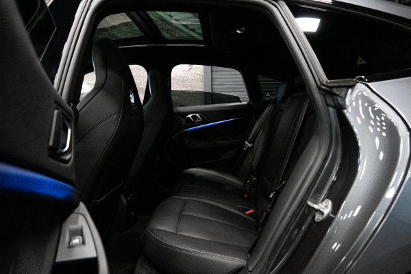BMW 2 Serie Gran Coupé 218i *M-Sport / Panorama / HiFi-Speakersysteem / 19'' Lichtmetalen velgen / Sportstoelen*