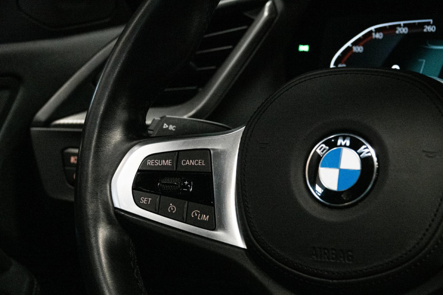 BMW 2 Serie Gran Coupé 218i *M-Sport / Panorama / HiFi-Speakersysteem / 19'' Lichtmetalen velgen / Sportstoelen*