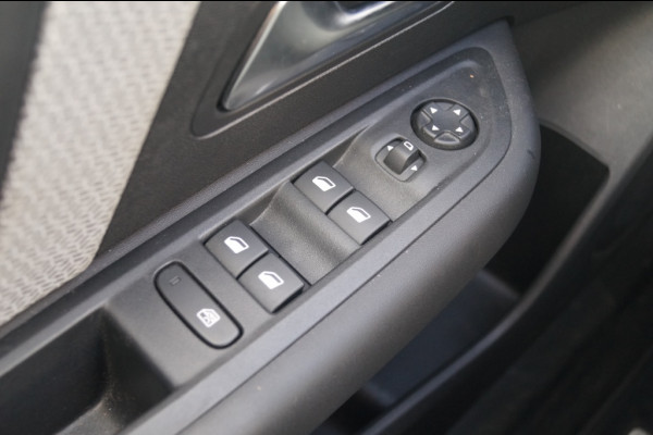 Citroën C4 1.2 Puretech Feel -CARPLAY-TREHKAAK-