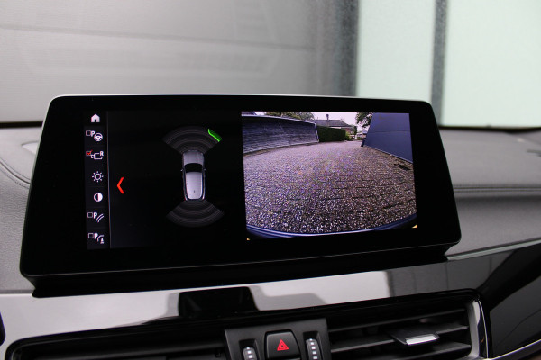 BMW X2 xDrive25e High Executive | Winterpakket | Leder | Cruise Control | DAB | Keyless | Camera