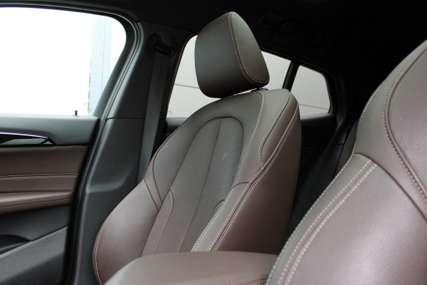 BMW X2 xDrive25e High Executive | Winterpakket | Leder | Cruise Control | DAB | Keyless | Camera