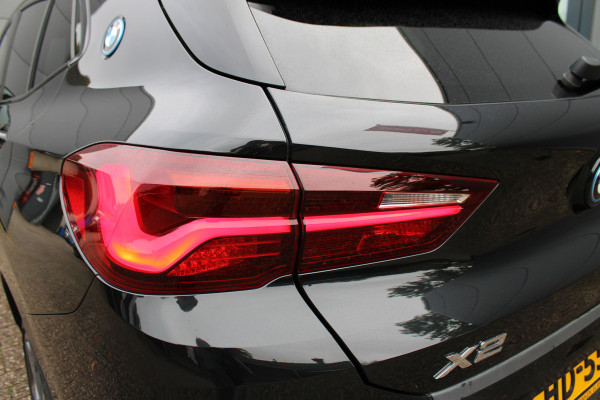 BMW X2 xDrive25e High Executive | Winterpakket | Leder | Cruise Control | DAB | Keyless | Camera