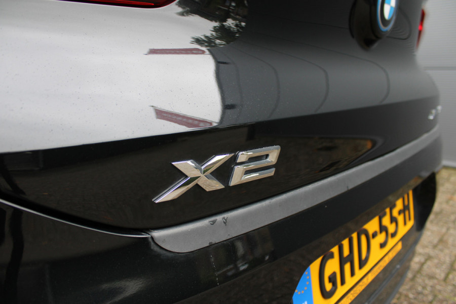 BMW X2 xDrive25e High Executive | Winterpakket | Leder | Cruise Control | DAB | Keyless | Camera