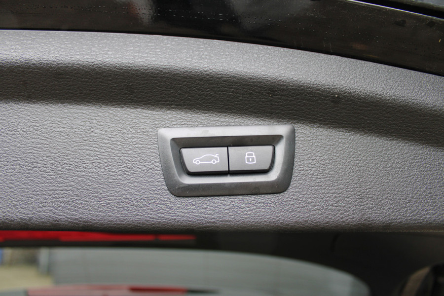 BMW X2 xDrive25e High Executive | Winterpakket | Leder | Cruise Control | DAB | Keyless | Camera
