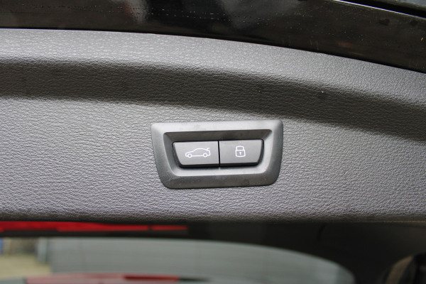 BMW X2 xDrive25e High Executive | Winterpakket | Leder | Cruise Control | DAB | Keyless | Camera