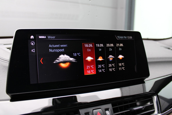 BMW X2 xDrive25e High Executive | Winterpakket | Leder | Cruise Control | DAB | Keyless | Camera