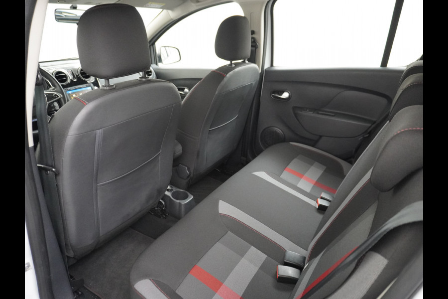 Dacia Sandero T90PK Navi Ecc Trekhaak Pdc Cruise Control Tech Road DAB+ Lmv 16" Bluetooth Isofix 0.9TCe 1.090KG Trekgewicht