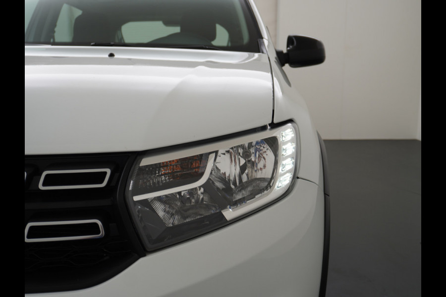 Dacia Sandero T90PK Navi Ecc Trekhaak Pdc Cruise Control Tech Road DAB+ Lmv 16" Bluetooth Isofix 0.9TCe 1.090KG Trekgewicht