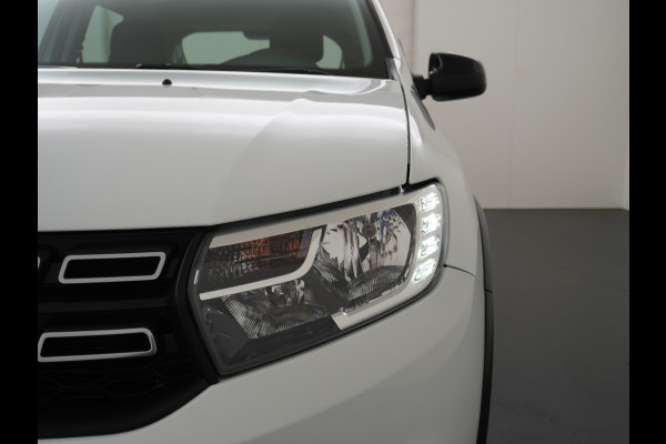 Dacia Sandero T90PK Navi Ecc Trekhaak Pdc Cruise Control Tech Road DAB+ Lmv 16" Bluetooth Isofix 0.9TCe 1.090KG Trekgewicht