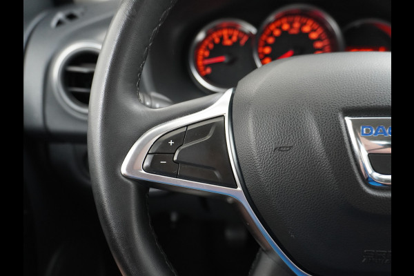 Dacia Sandero T90PK Navi Ecc Trekhaak Pdc Cruise Control Tech Road DAB+ Lmv 16" Bluetooth Isofix 0.9TCe 1.090KG Trekgewicht