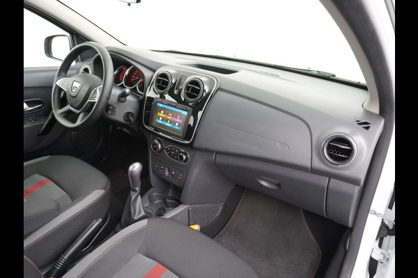Dacia Sandero T90PK Navi Ecc Trekhaak Pdc Cruise Control Tech Road DAB+ Lmv 16" Bluetooth Isofix 0.9TCe 1.090KG Trekgewicht