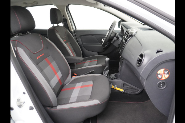 Dacia Sandero T90PK Navi Ecc Trekhaak Pdc Cruise Control Tech Road DAB+ Lmv 16" Bluetooth Isofix 0.9TCe 1.090KG Trekgewicht