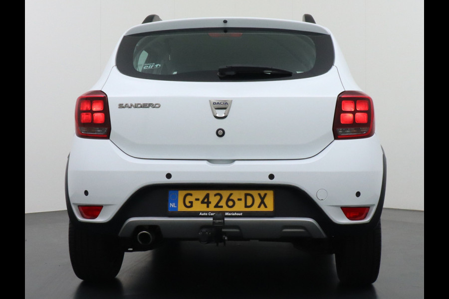 Dacia Sandero T90PK Navi Ecc Trekhaak Pdc Cruise Control Tech Road DAB+ Lmv 16" Bluetooth Isofix 0.9TCe 1.090KG Trekgewicht