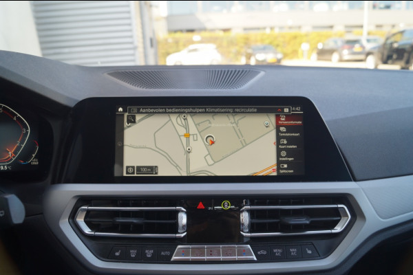 BMW 3 Serie Touring 318i Automaat High Executive Edition -LEER-