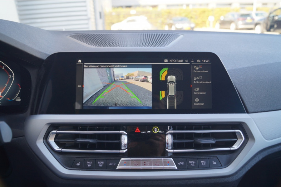 BMW 3 Serie Touring 318i Automaat High Executive Edition -LEER-