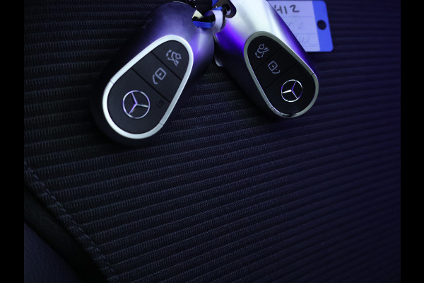 Mercedes-Benz GLC 300 e 4MATIC Plug-In Hybride Avantgarde Advanced Plus | Trekhaak Panorama Schuif-Kanteldak | Memory Pakket Voorstoelen | Stuur en Stoelverwarming. Inclusief 24 maanden MB Certified garantie voor Europa.