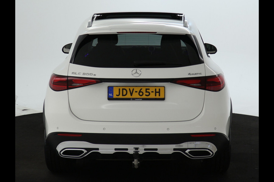 Mercedes-Benz GLC 300 e 4MATIC Plug-In Hybride Avantgarde Advanced Plus | Trekhaak Panorama Schuif-Kanteldak | Memory Pakket Voorstoelen | Stuur en Stoelverwarming. Inclusief 24 maanden MB Certified garantie voor Europa.